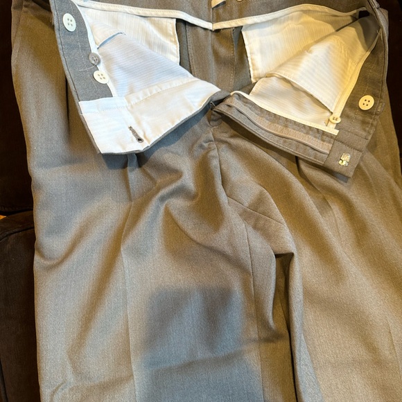 Lands End Direct Merchant Tan Pleated Deep Pockets Suspender Dress Pants Sz 32 - Picture 8 of 15